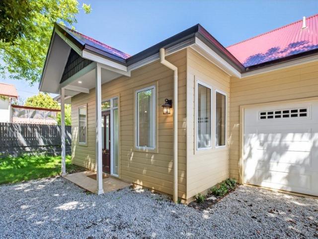 Modern Townhouse Living in the Heart of Katoomba