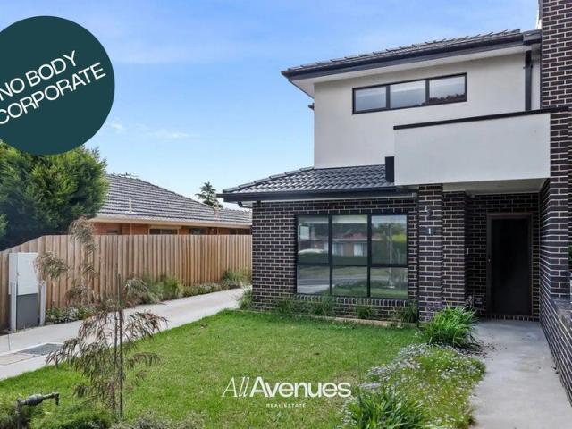 Modern Townhouse Living in the Heart of Hallam