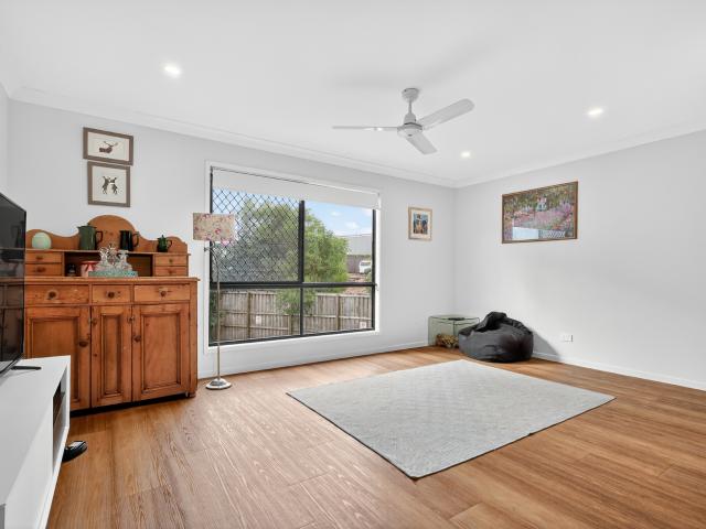 Modern Townhouse Living in the Heart of Narangba – Move In Ready