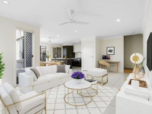 Modern Townhouse Living in the Heart of Springfield Lakes