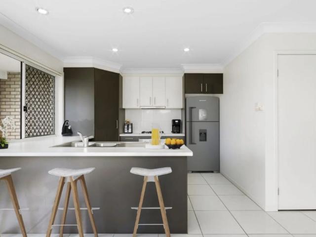 Modern Townhouse Living in the Heart of Springfield Lakes