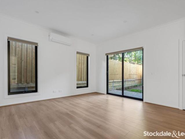 Modern Townhouse Living in the Heart of Sunbury