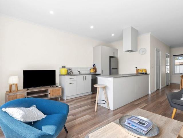Modern Townhouse Living in the Heart of Trentham