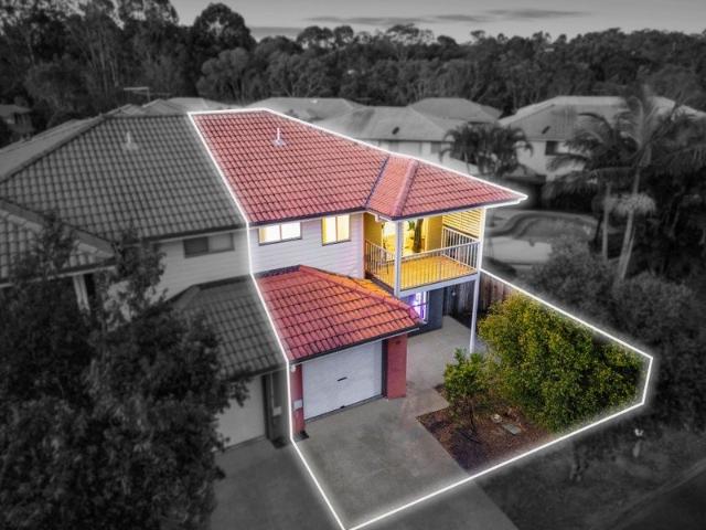 Modern Townhouse Living in a Convenient Algester Location!