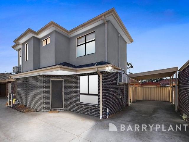 Modern Townhouse Living in a Prime Location