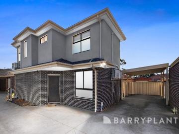 Modern Townhouse Living in a Prime Location