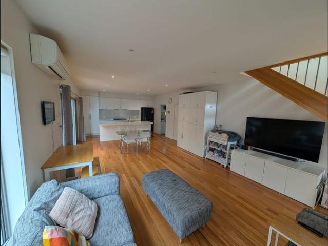 Modern Townhouse Living in a Prime Riverside Location