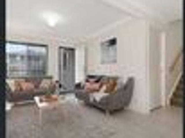 Modern townhouse living in a serenity complex Apply now!