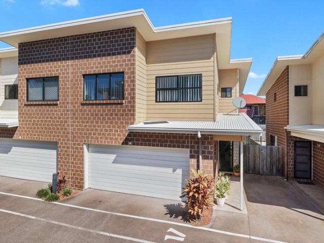 MODERN TOWNHOUSE LIVING IN CAPALABA