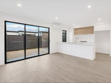 Modern Townhouse Living in Kalkallo!