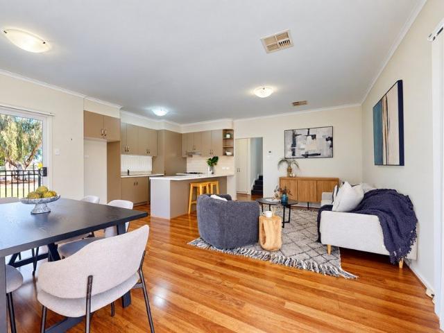 Modern Townhouse. Reserve Outlook. Ready to Enjoy