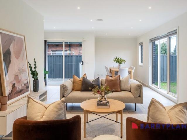MODERN TOWNHOUSE WITH ALL THE COMFORTS