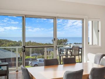Modern Townhouse with Ocean Views