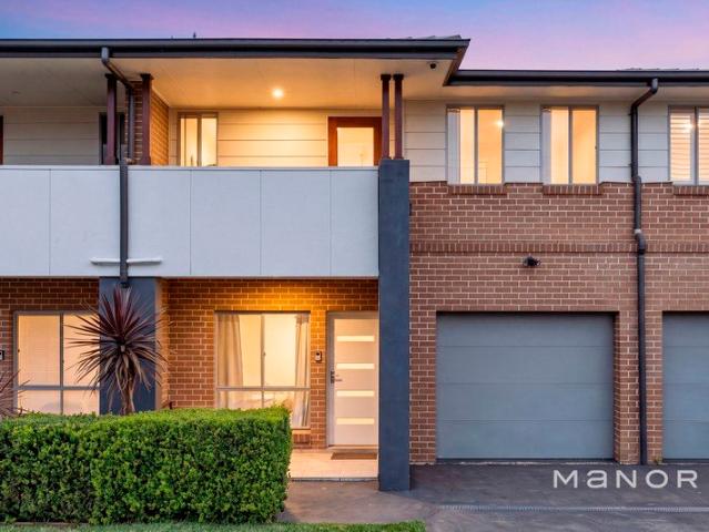 Modern Townhouse with Street Frontage | Stylish, Low Maintenance Living