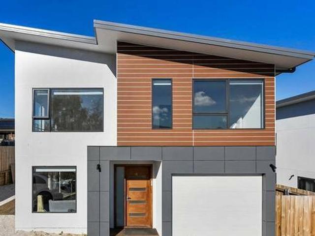 Modern Townhouse