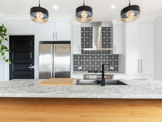 MODERN TOWNHOUSE NEW PRICE