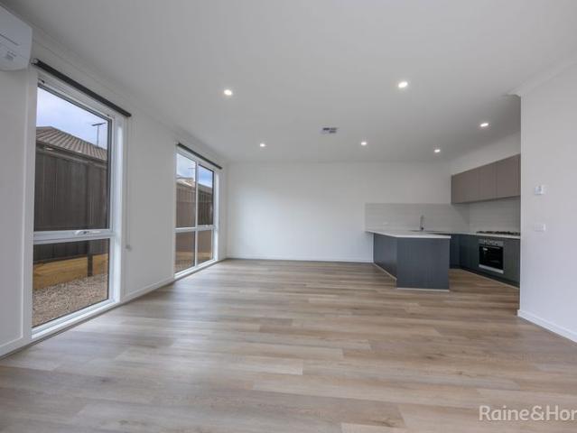 Modern Townhouse