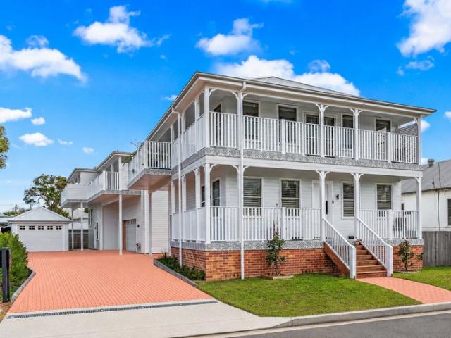 Modern Townhouses in a Central Maitland Location!