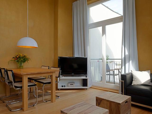 Modern Top Floor Apartment with Loft Character in Friedrichshain