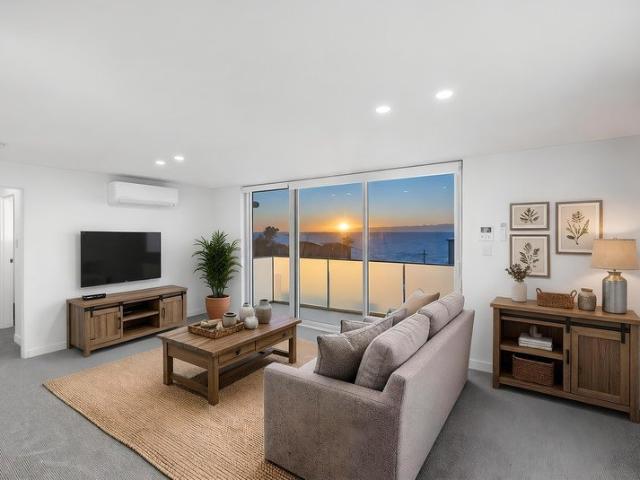 Modern Top Floor Coastal Apartment