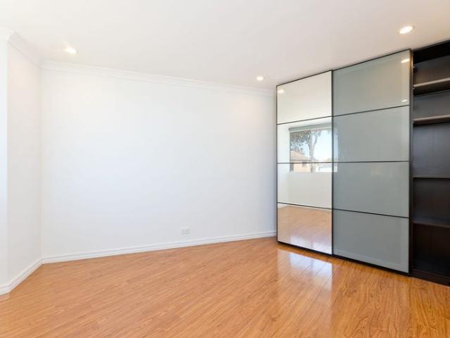 Modern Top Floor Living