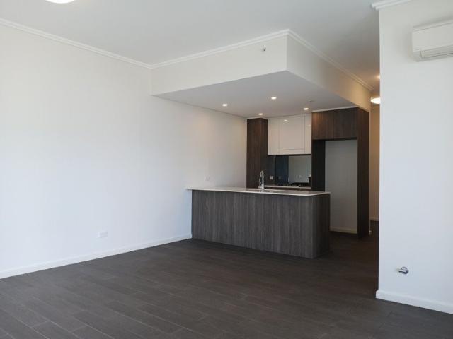 Modern Top floor unit