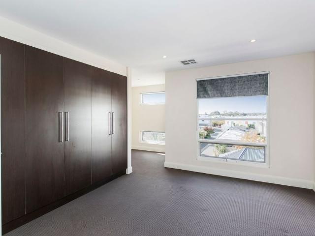 Modern three bedroom townhouse