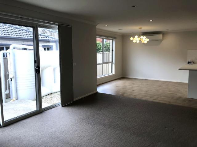 MODERN THREE BEDROOM TOWNHOUSE