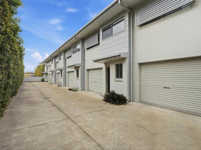 Modern Three Bedroom Townhouse