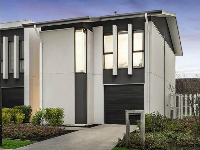 Modern Three Bedroom Townhouse