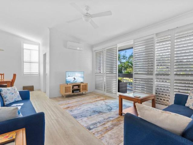 Modern Three Bedroom, Two Bathroom Unfurnished Unit