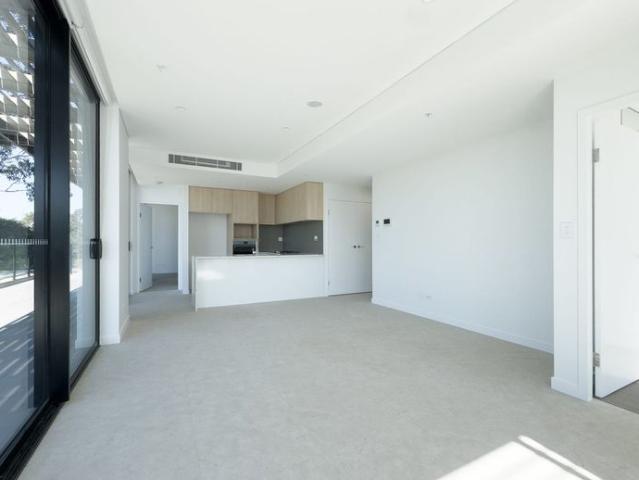 Modern Three Bedroom Apartment in the Heart of Castle Hill