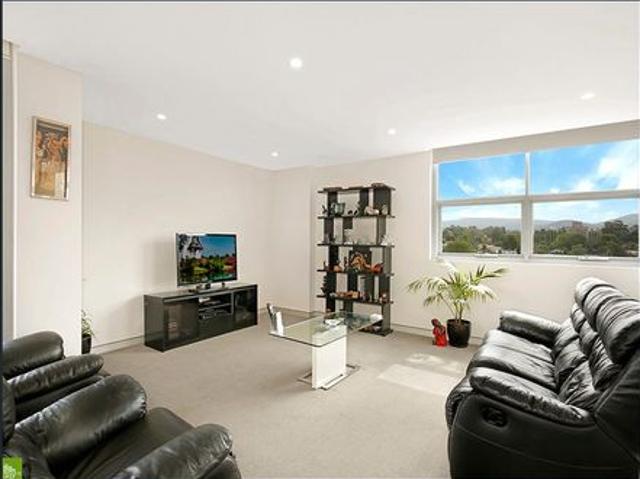 Modern Three Bedroom Apartment in the Heart of Wollongong