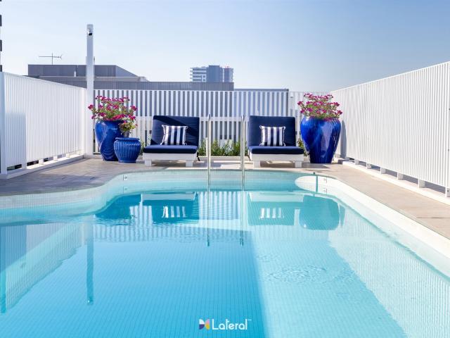 MODERN THREE BEDROOM APARTMENT – SPECIAL OF THE WEEK, RESORT AMENITIES INCLUDED
