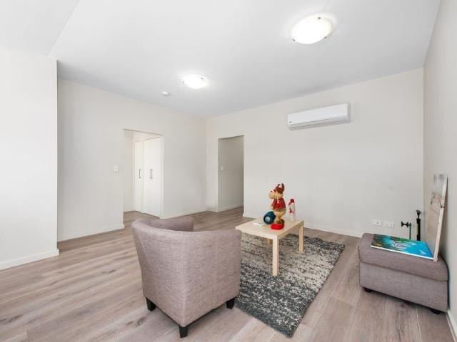 Modern Three Bedroom Apartment with City Views & Exceptional Lifestyle Location!