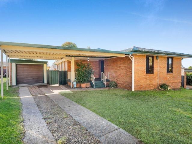 Modern Three Bedroom Home in a Prime Ingleburn Location