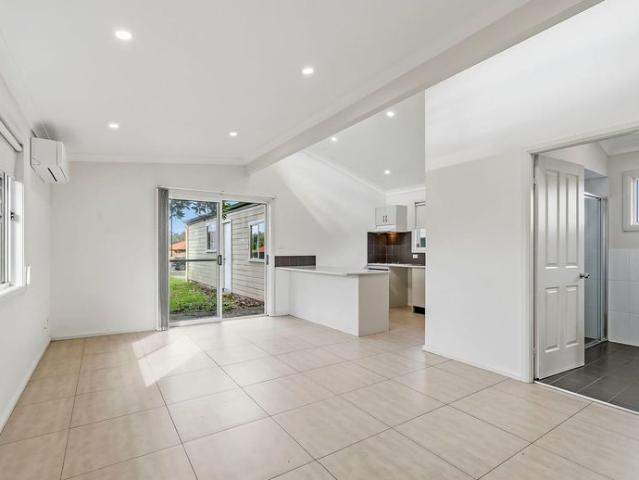 Modern Three Bedroom Home in Convenient Bellbird Location