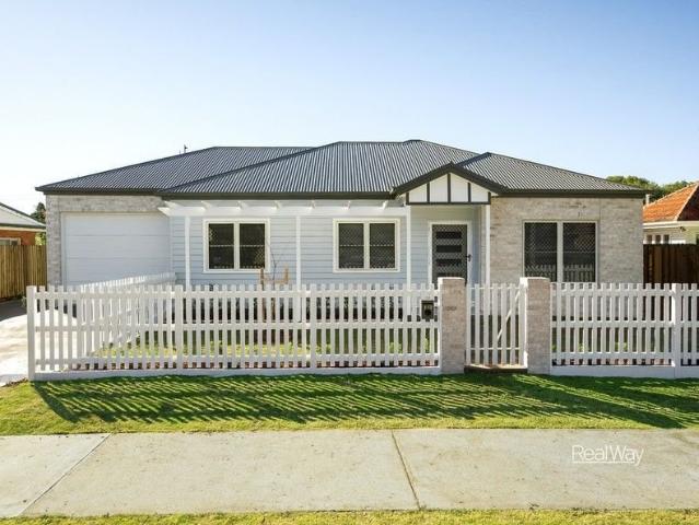 Modern Three Bedroom Home in Convenient Newtown Location