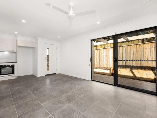 Modern Three Bedroom Home in Convenient Redbank Plains Location