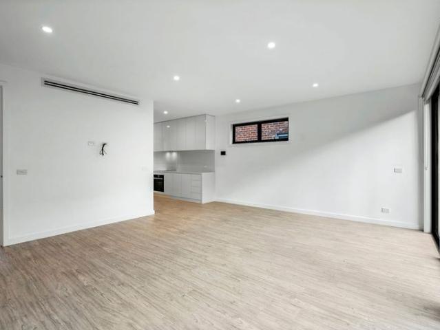 Modern Three Bedroom Home In Desirable Pocket