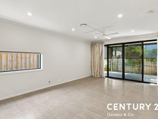 Modern Three Bedroom Home in Fairwater