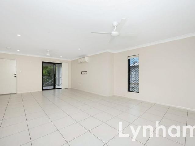Modern Three Bedroom Home with Private Courtyard