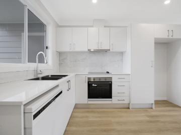 Cessnock, Narone Creek - Garden, Parking