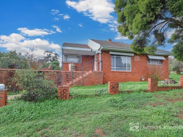 MODERN THREE BEDROOM HOME