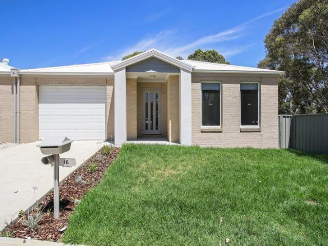 MODERN THREE BEDROOM HOME