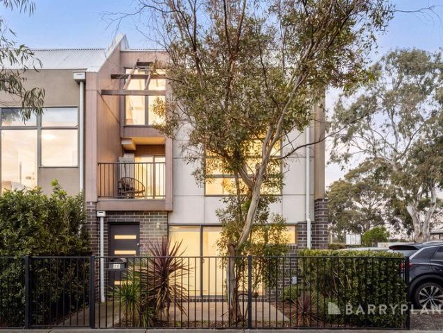 Modern Tri Level Living in the Heart of Mount Cooper Estate