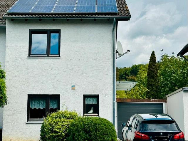 Modern trifft Handwerker – Haus mit Potenzial