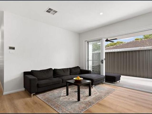 Modern two bedroom Air Conditioned home