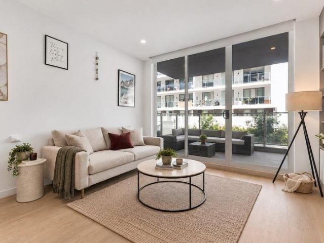 Modern Two Bedroom Apartment Offering Unbeatable Convenience in a Prime Schofields Location!