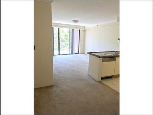 NEWLY RENOVATED TWO BEDROOM APARTMENT FOR LEASE